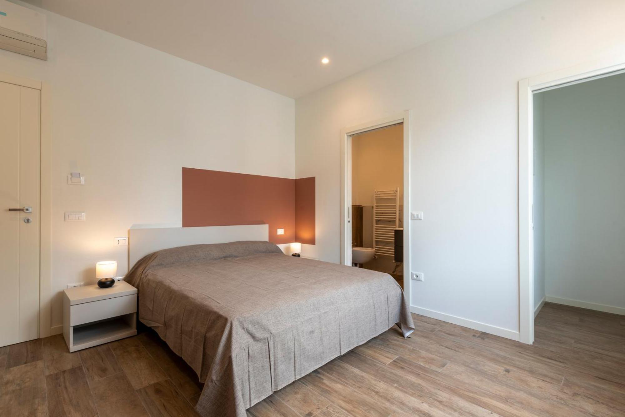 Iarsera Rooms And Apartment Lucca Eksteriør bilde