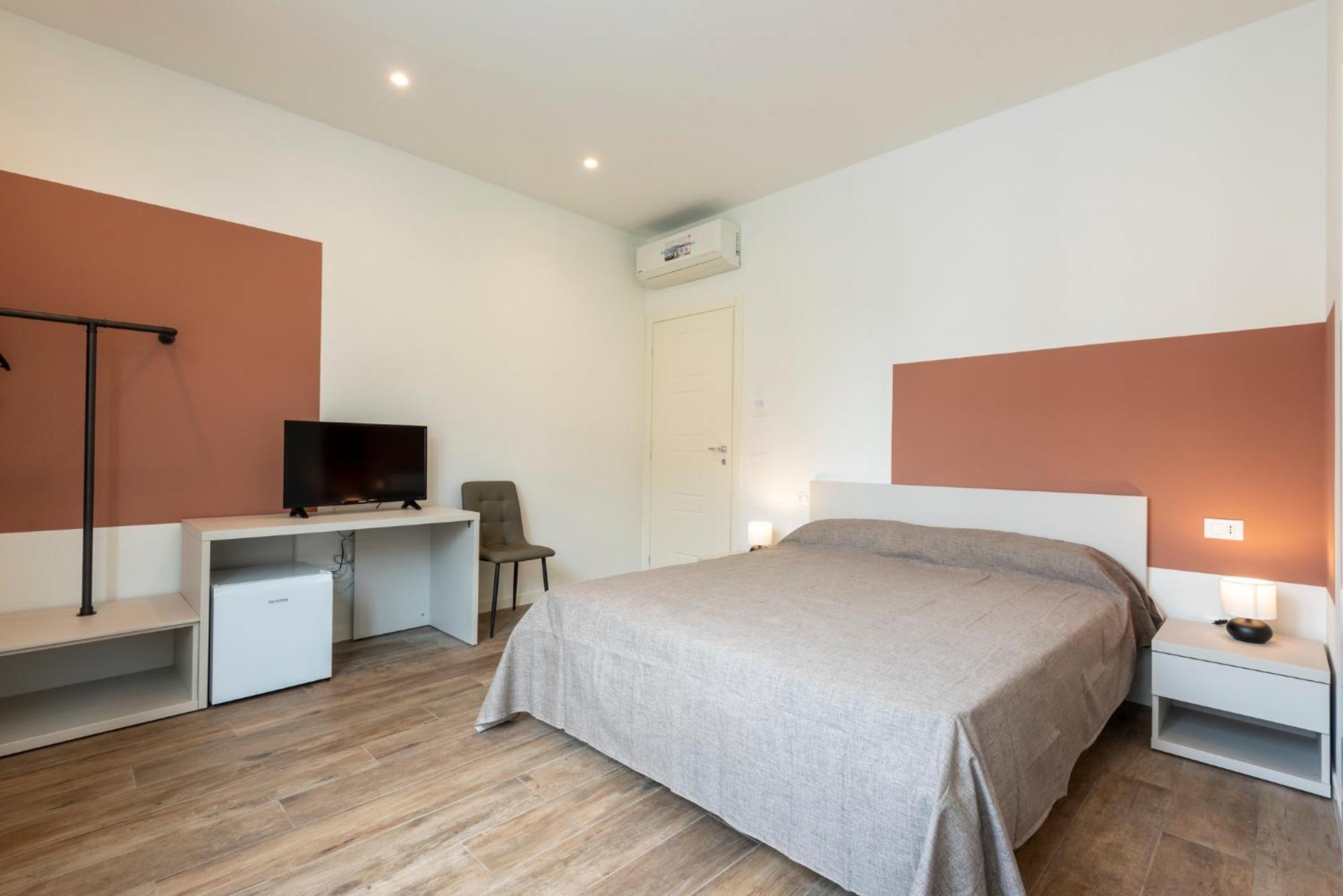 Iarsera Rooms And Apartment Lucca Eksteriør bilde