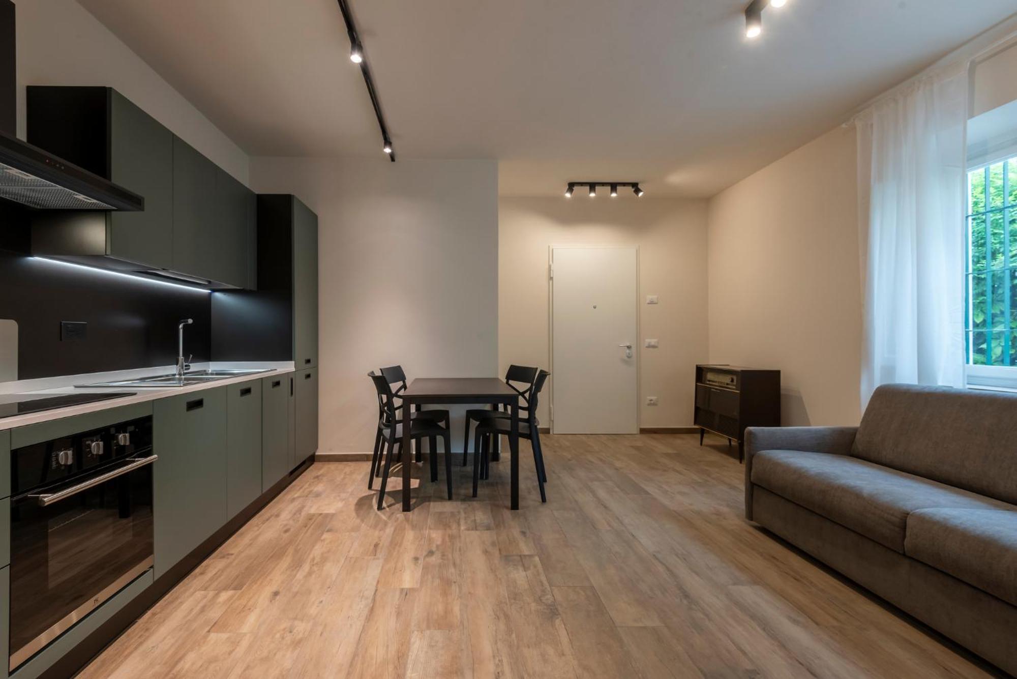 Iarsera Rooms And Apartment Lucca Eksteriør bilde
