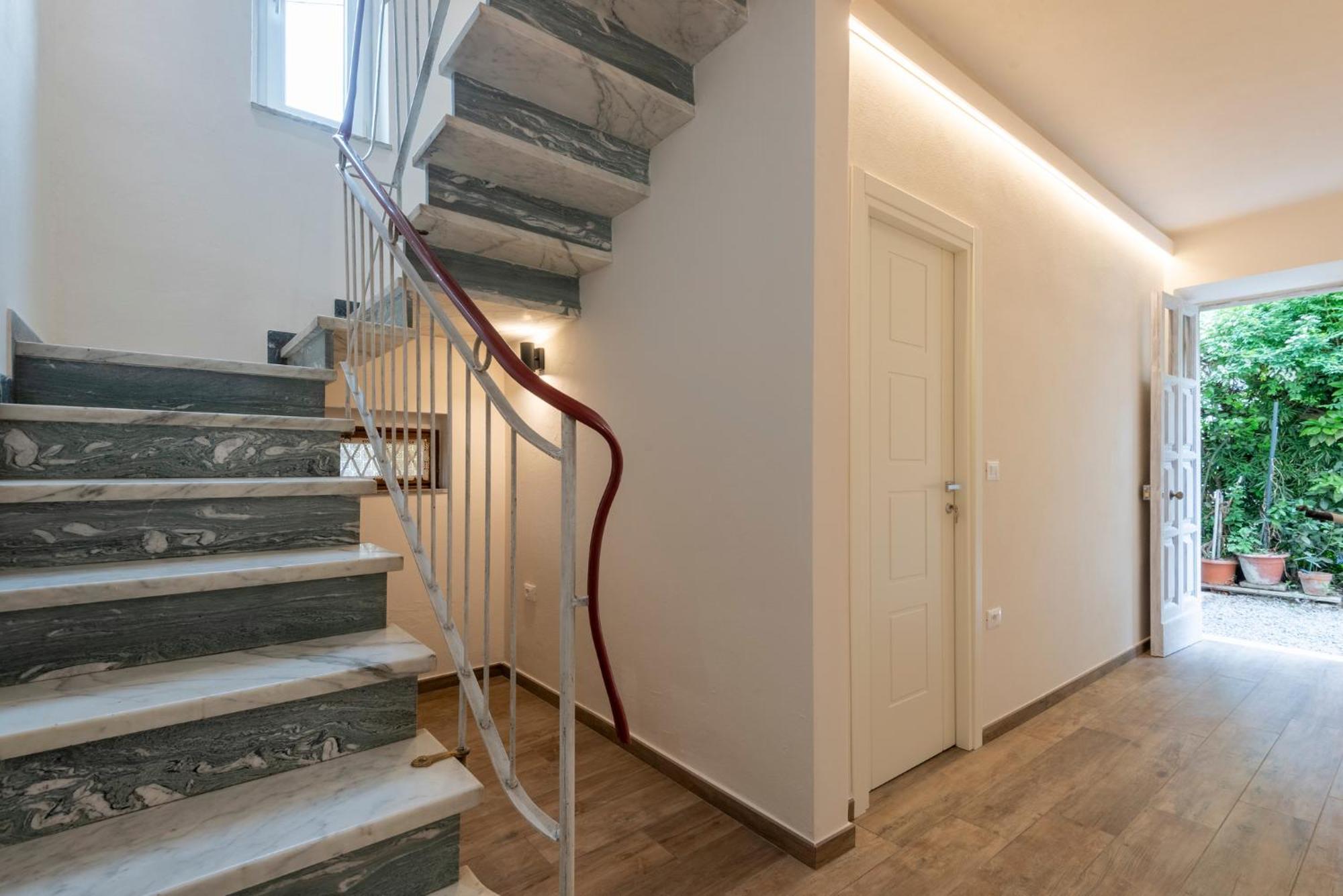 Iarsera Rooms And Apartment Lucca Eksteriør bilde