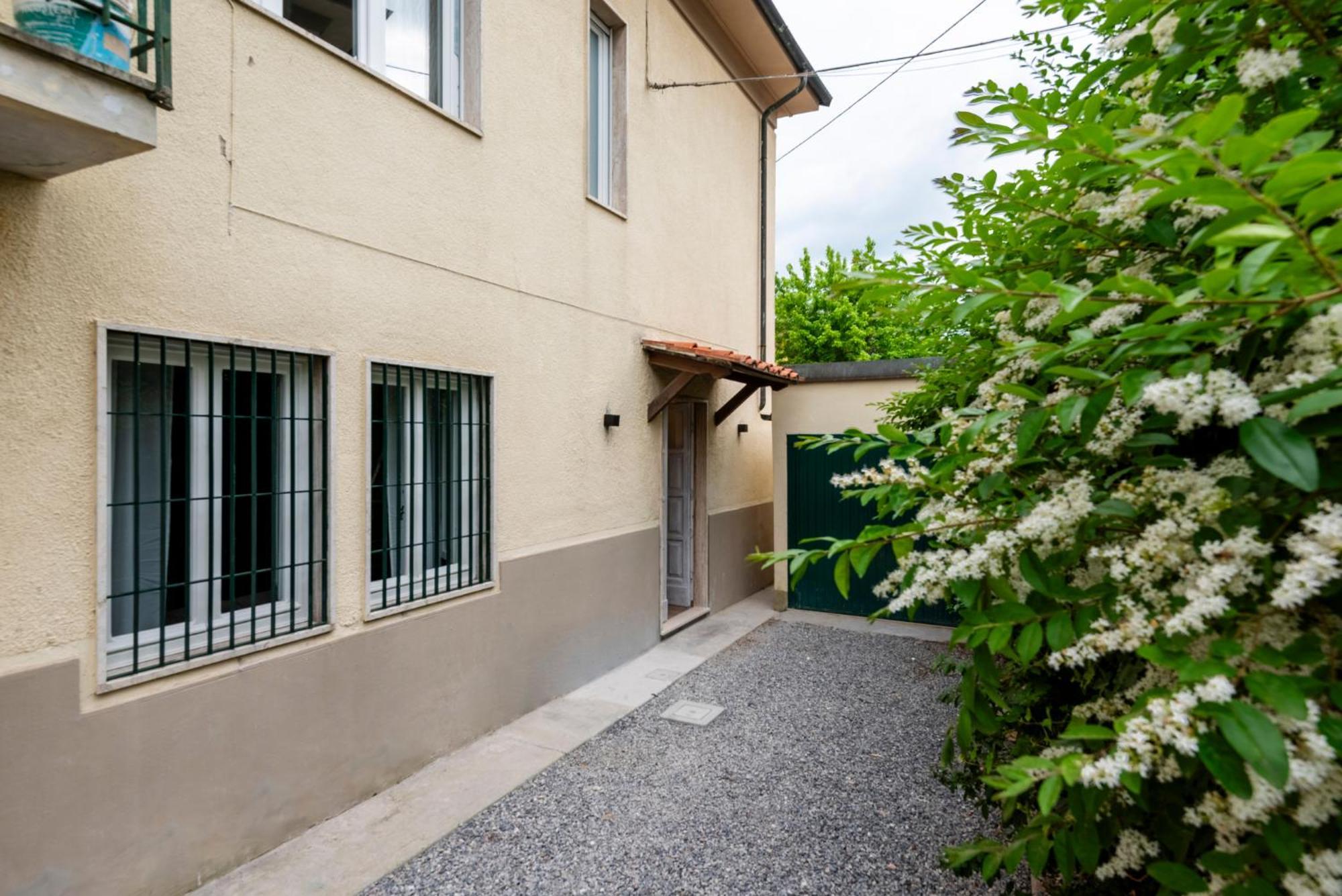Iarsera Rooms And Apartment Lucca Eksteriør bilde